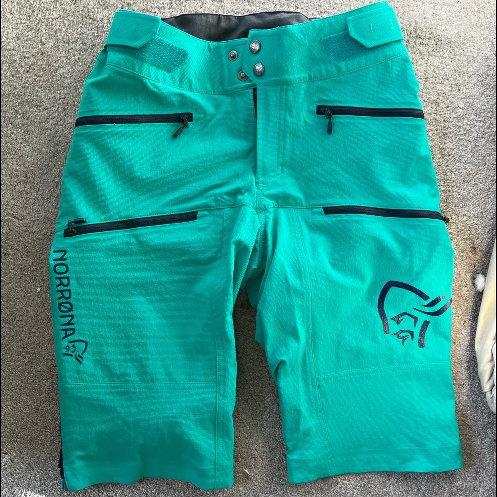 UNWORN Norrona Fjora Mountain Bike Shorts Flex1 Heavy Duty Short Small Acadia